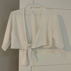 M boutique White tie top